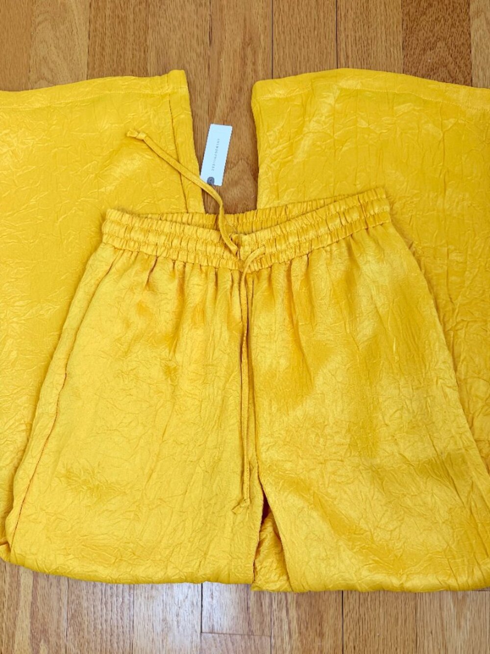 Anthropologie Pants Wide Leg Satin Textured Golden Yellow (S) NWT - Picture 5 of 8